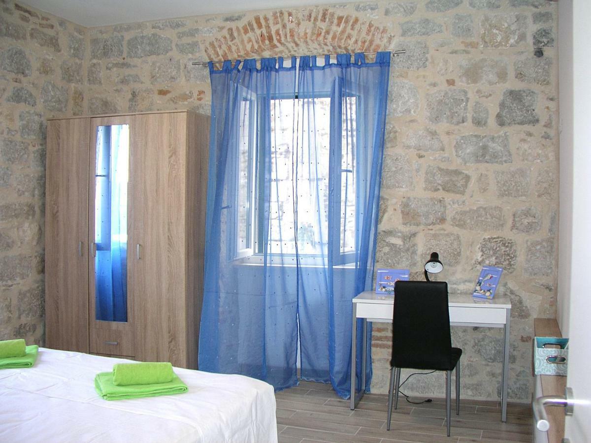 Apartmani Klara I Gracia Σπλιτ Εξωτερικό φωτογραφία