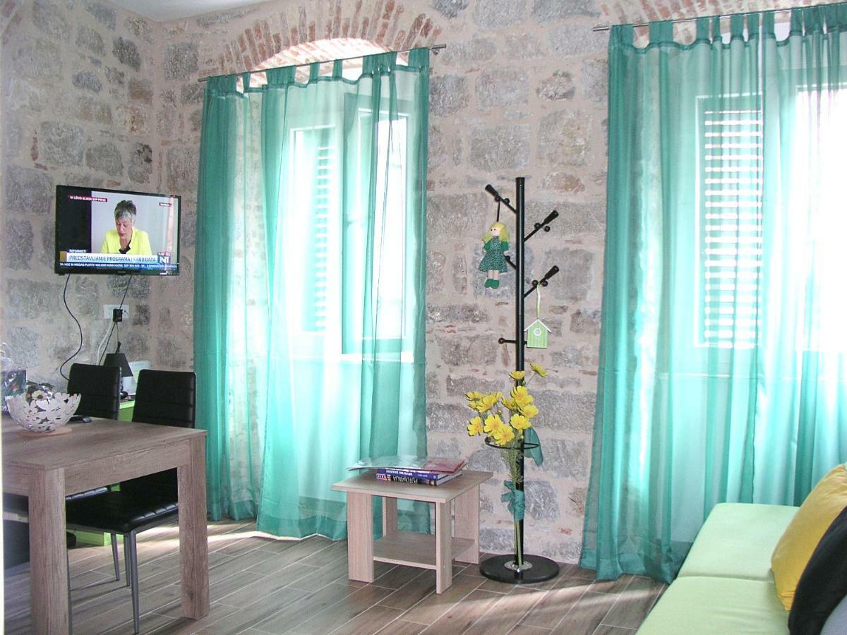 Apartmani Klara I Gracia Σπλιτ Εξωτερικό φωτογραφία